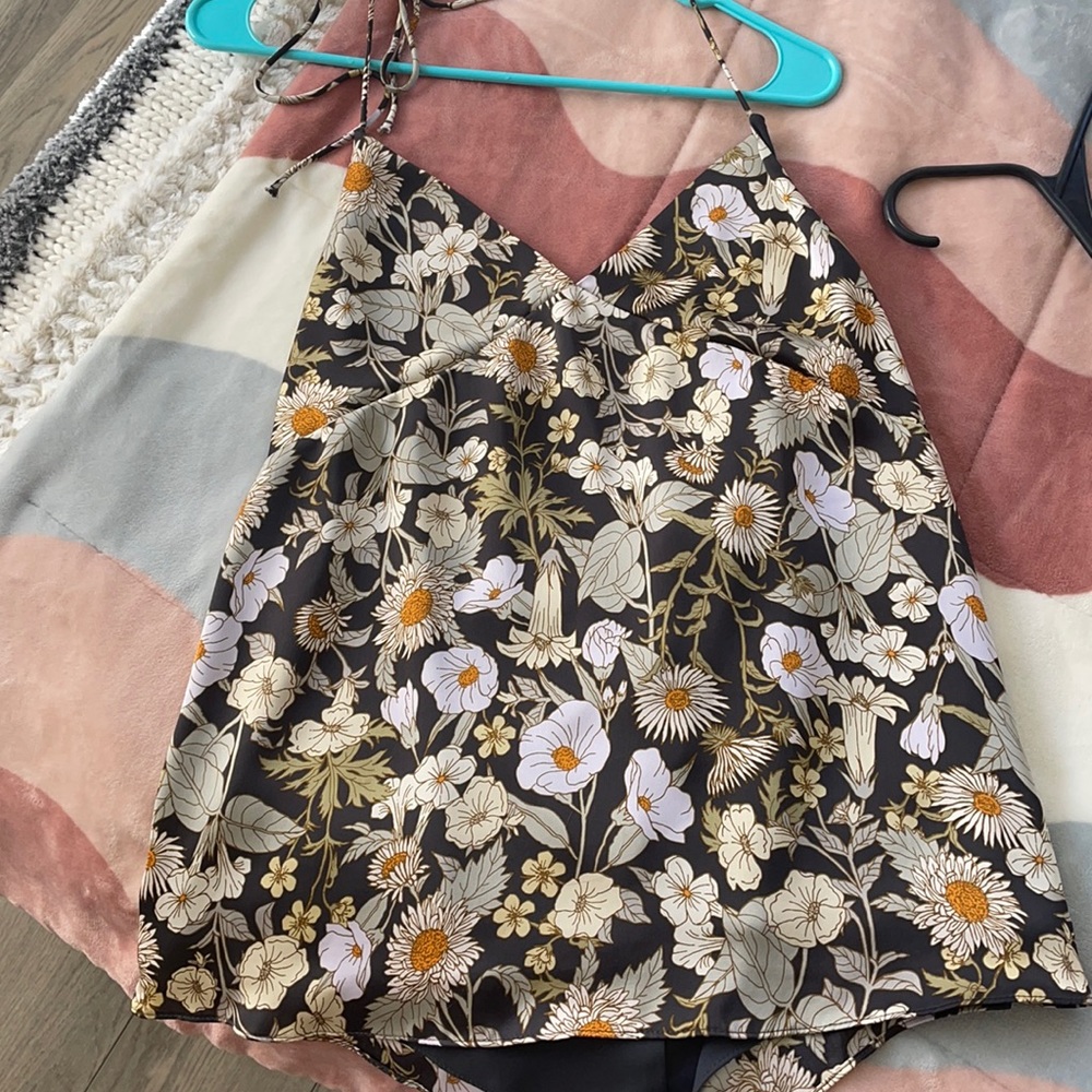 Business casual sleeveless top